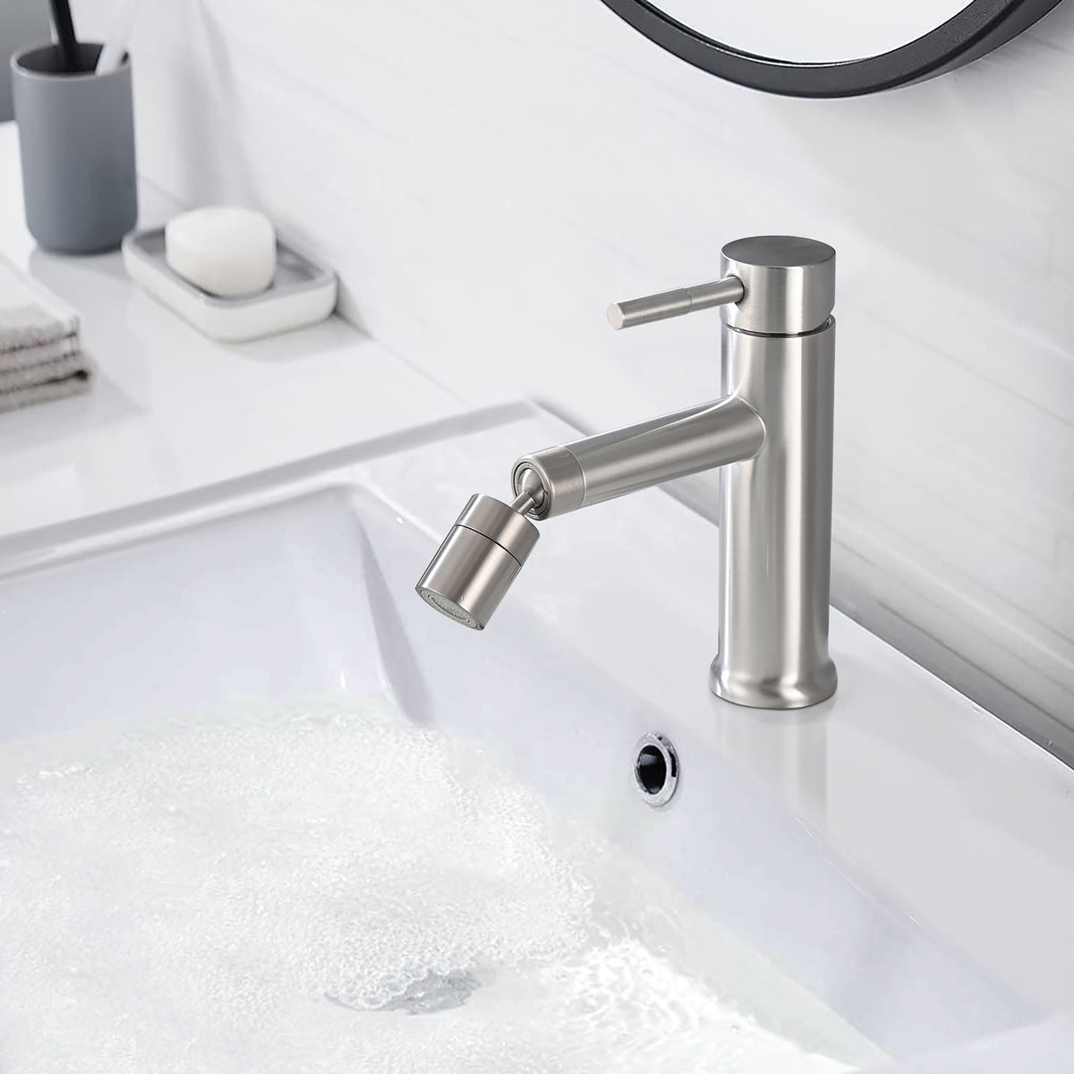 2 Mode Bathroom Faucet With 360 Degree Rotating Aerator For Sink