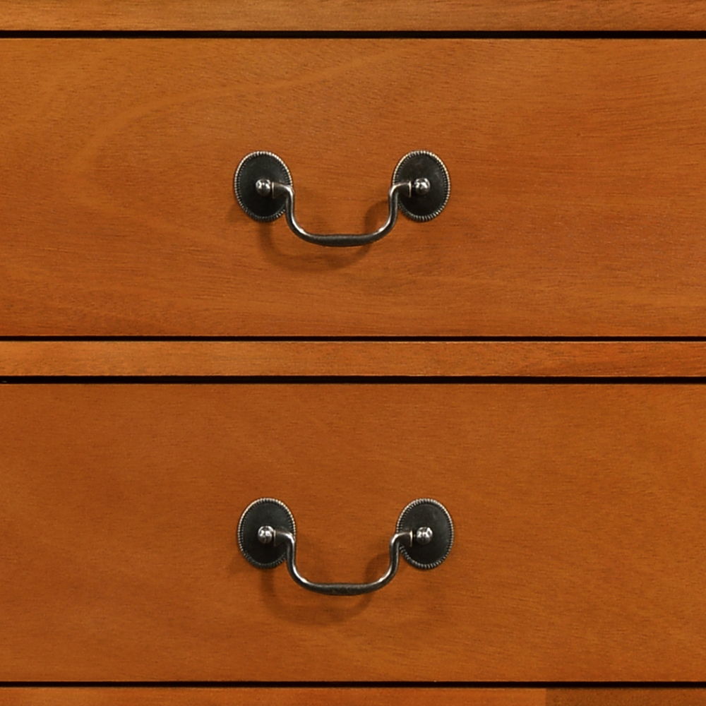 Louis Phillipe - Traditional Style Storage Chest Elegant