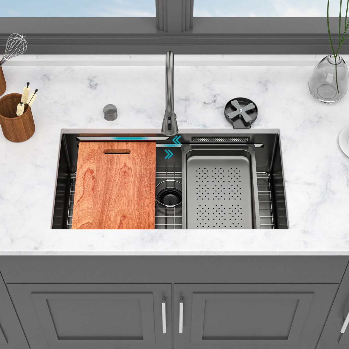 Undermount Stainless Steel Kitchen Sink With Pull Down Faucet & Ledge Workstation