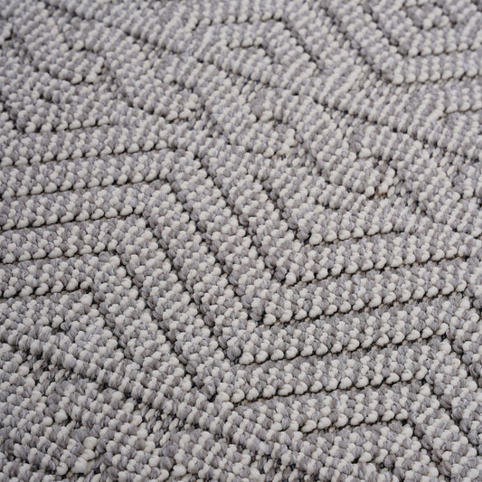 Guros - 6' X 9' Geometric Indoor / Outdoor Area Rug - White