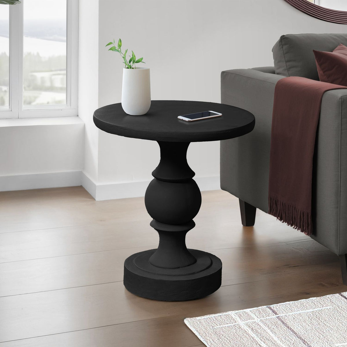 Round Accent Table, Indoor / Outdoor - Black