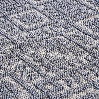 Guros - Trendy Traditional Indoor / Outdoor Rug