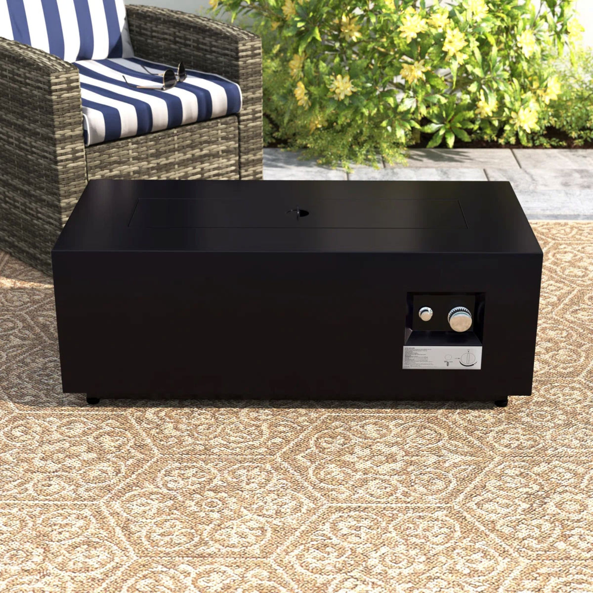 Modern Design Outdoor Fire Pit Table With Cover