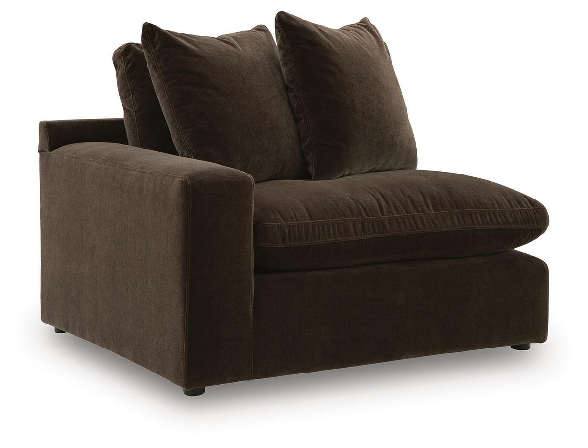 Maxton Heights - 3 Piece Sectional