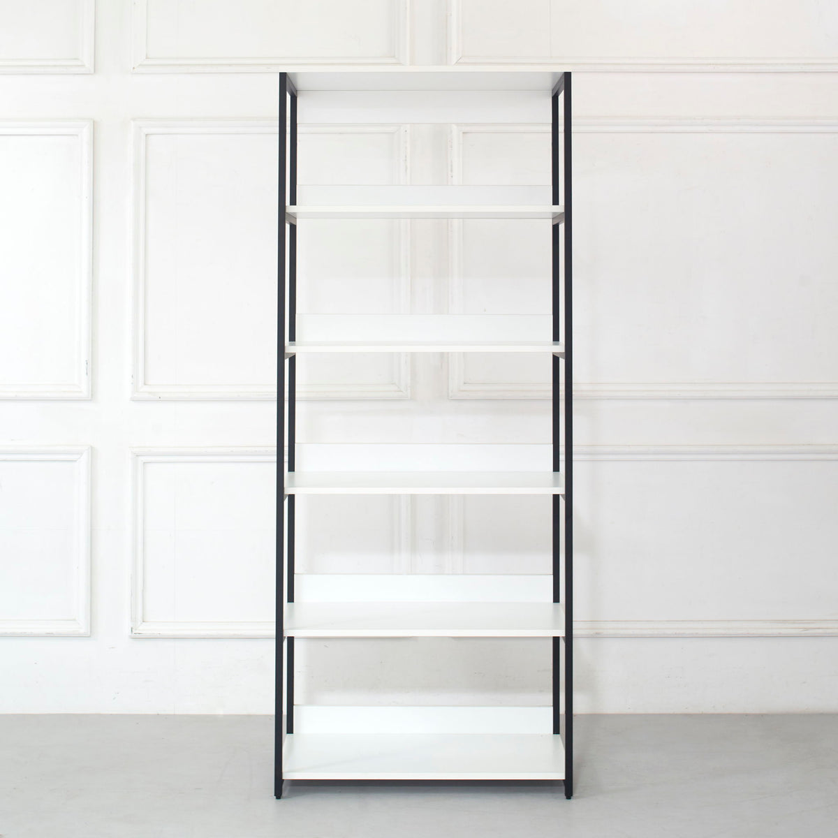 Fiona - Walk In Closet With Shelves