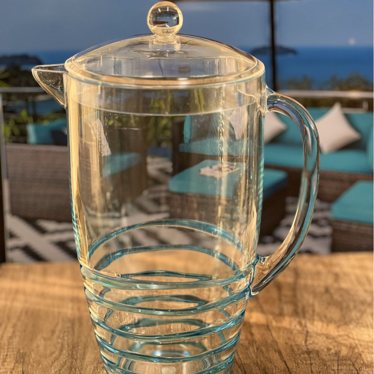 Swirl Unbreakable Plastic Water Pitcher With Lid And Spout