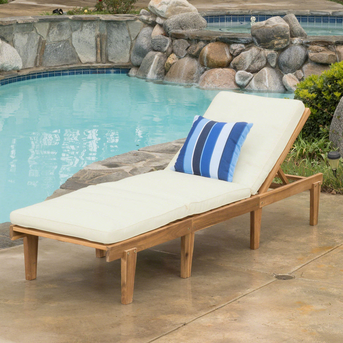 Ariana - Wood Chaise Lounge With Cushion