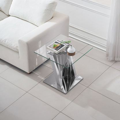 Table With Twisted Fan Shaped Legs